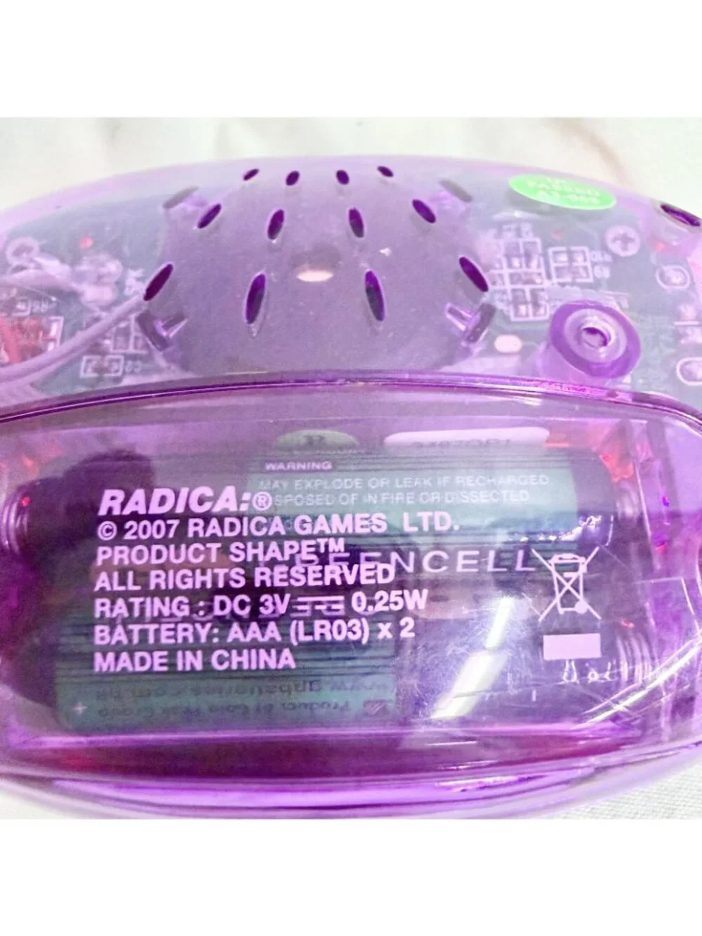 Radica 20Q Purple Electronic Handheld Thinking Game 2007 Tested Works